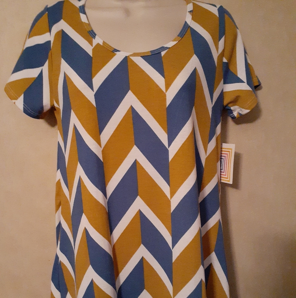 LuLaRoe Classic T